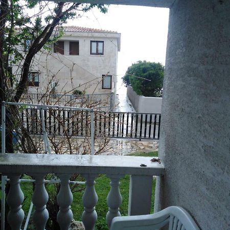 Apartmani Petra Vrsi Exterior photo