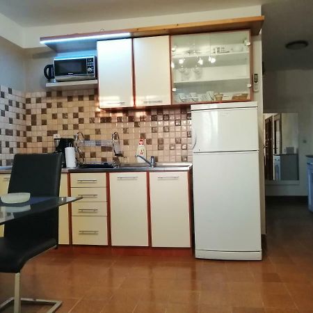 Apartmani Petra Vrsi Exterior photo