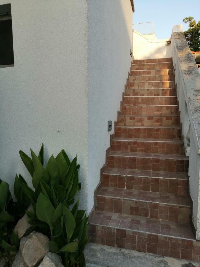 Apartmani Petra Vrsi Exterior photo